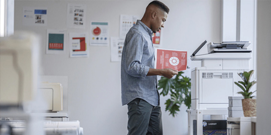 hp standing by printer